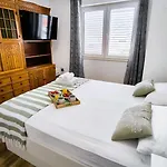 Apartment Lea Bayview