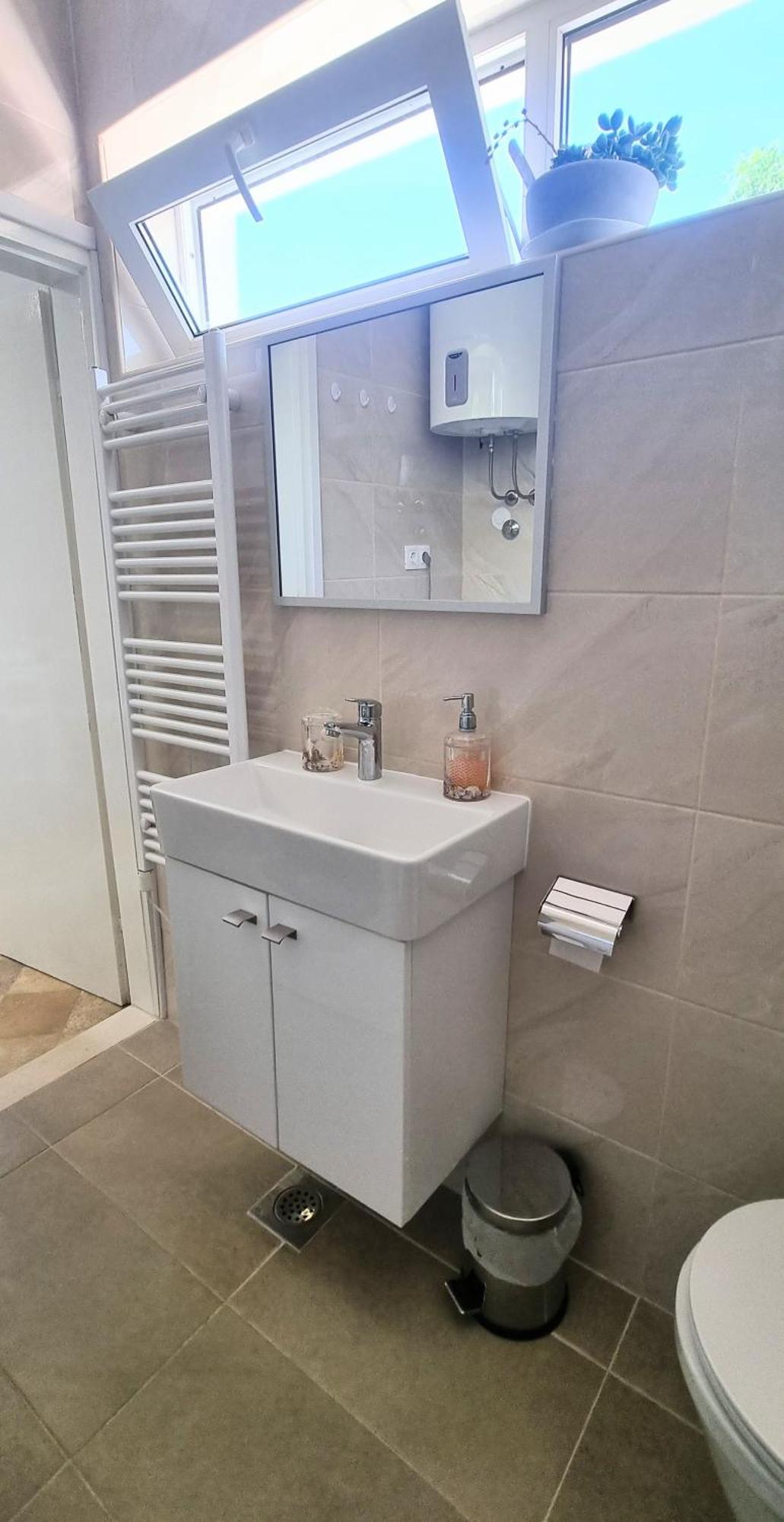 Lea Bayview Apartment *